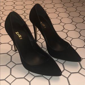 Classic Black suede pumps